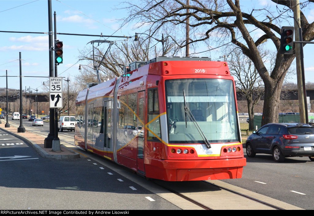 DC Streetcar 201